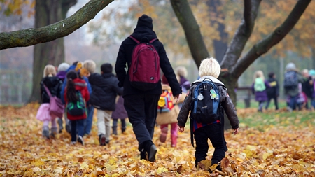 Kommunerne fyrer sosu'er og hyrer konsulenter