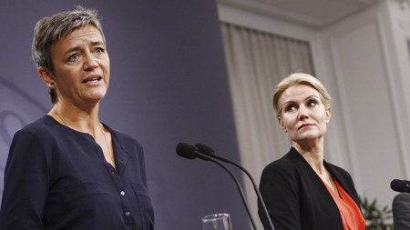 Margrethe Vestager (R) bliver Danmarks næste EU-kommissær. Hun er lovet en tung økonomisk post, melder statsminister Helle Thorning-Schmidt (S).