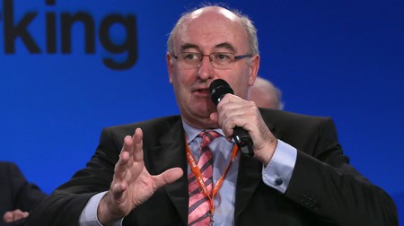 Den irske politiker Phil Hogan har i mange år været en central skikkelse i sit parti Fine Gael og var en af strategerne bag partiets valgkampagne i 2011.