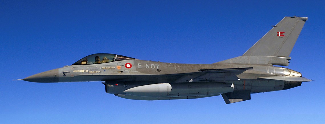 Danmark sender syv F-16 fly til Irak i kampen mod Islamisk Stat. 