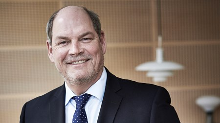 Boligminister Carsten Hansen (S) får et travlt efterår. Han skal både nå at forhandle en ny boligaftale på det almene område og have flere store love på plads i Folketinget. 