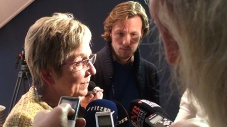 Kulturminister Marianne Jelved (R) har tirsdag besluttet at underskrive en ny public service-kontrakt med DR, som betyder, at DR UnderholdningsOrkestret kan lukkes. 