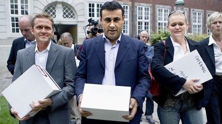 25. juni 2007 kunne Ny Alliances stiftere Naser Khader, Gitte Seeberg og Anders Samuelsen aflevere deres indsamlede vælgererklæringer til Indenrigsministeriet, så partiet kunne blive opstillingsberettiget.