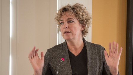 Dansk Folkeparti var imod at udbyde den internationale studentereksamen mere end tre steder, og det gik ud over Tietgen Handelsgymnasium i Odense, skriver undervisningsminister Christine Antorini (S).