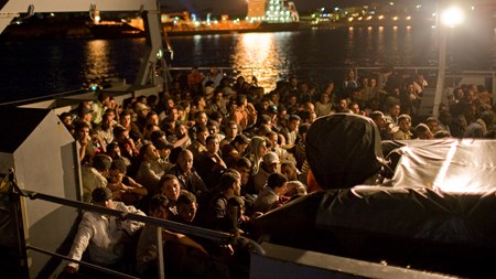 Migrationspresset på landene i Middelhavet vokser. Ikke mindst den lille italienske ø Lampedusa har skullet tage imod tusindvis af migranter. 