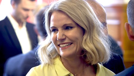 Ny måling: Thorning fører fortsat over Løkke