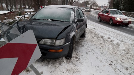 Fremover skal biler ringe til alarmcentralen af sig selv, hvis der sker en ulykke.