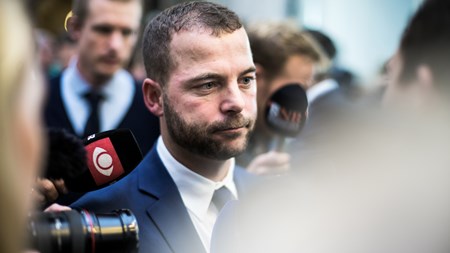 Økonomi- og indenrigsminister Morten Østergaard (R) fremlagde tirsdag regeringens Økonomiske forårs-redegørelse to dage tidligere end planlagt.