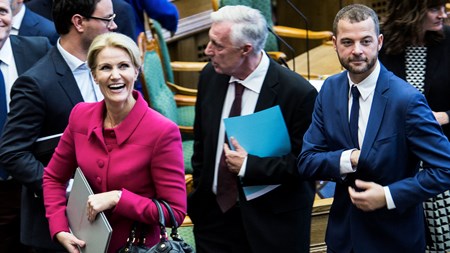 Helle Thorning-Schmidt (S) smilede næppe helt så meget, da Radikales Morten Østergaard i weekenden genåbnede debatten om boligskatten. 