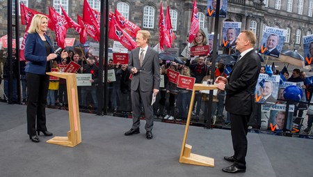 Thorning og Løkke i valgets første duel på TV 2. 