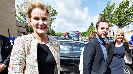 Med fem dage til valget forsøger statsminister Helle Thorning-Schmidt (S) og partileder Morten Østergaard (R) at få valgkampen til at handle om dansk økonomis fremtid.