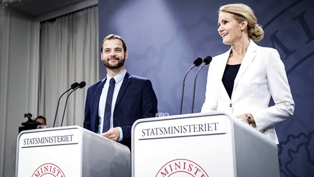 Morten Østergaard og Helle Thorning-Schmidt under fremlæggelsen af 