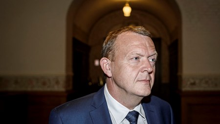 Lars Løkke Rasmussen sagde efter mandagens forhandlinger, at han fortsætter drøftelserne tirsdag. 