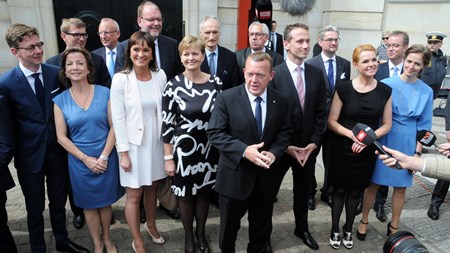 Statsminister Lars Løkke Rasmussen præsenterede sin regering på Amalienborg Slotsplads søndag 28. juni. 