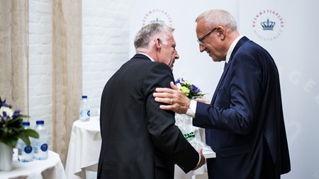 Som DA-direktør sad Jørn Neergaard Larsen med ved de forhandlinger om et nyt arbejdsskadesystem, som tidligere beskæftigelsesminister Henrik Dam Kristensen (S) skød igang. Nu kan Neergaard selv sætte sig for bordenden. Spørgsmålet er, om arbejdsmarkedets parter fortsat er inviteret. 