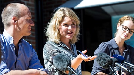 Enhedslisten holdt fredag pressemøde i forbindelse med deres sommergruppemøde i Kastrup. Fra venstre: Pelle Dragsted, Johanne Schmidt-Nielsen og Pernille Skipper. 