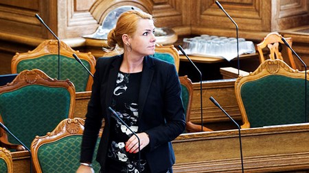 Folketinget stemmer asyl-stramninger igennem