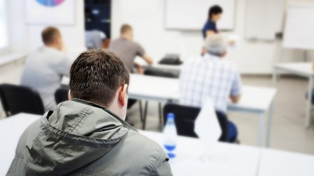 Regeringens bebudede besparelser på uddannelsesområdet får konsekvenser for hele sektoren, skriver Verner Rylander, VUC's lederforening, og Ulla Winther Koch, VUC's bestyrelsesforening.