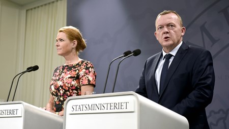 På sit pressemøde torsdag inviterede statsminister Lars Løkke Rasmussen (V) til civilsamfundstopmøde på Marienborg. Datoen forventes meldt ud senere i denne uge. 