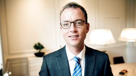 Minister afviser rektorers spare-kritik