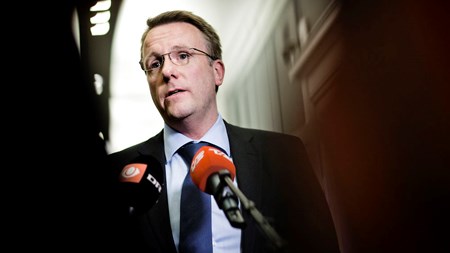 Det var den politiske logik i Christiania-sagen, der kostede Morten Bødskov (S) posten som justitsminister. Ifølge de juridiske undersøgelser af sagen, holdt både han og de ansvarlige rådgivende embedsmænd sig inden for lovens rammer, da de konstruerede en såkaldt nødløgn til Folketingets Retsudvalg.