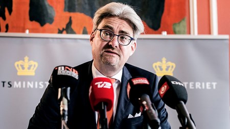 Folketingets partier tager onsdag morgen hul på forhandlingerne om en ny flerårsaftale for partiet.