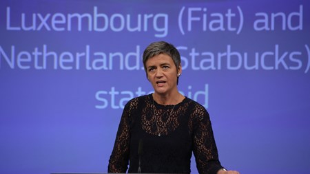 EU's konkurrencekommissær Margrethe Vestager sender skatteregninger til Fiat og Starbucks med tilbagevirkende kraft. Og der kan komme flere endnu.