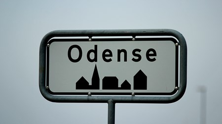 En direktør og to chefer måtte vinke farvel til deres job i Odense Kommunes Børne- og Ungeforvaltning oven på sommerens skandalesag om ulovlige besparelser på indsatsen for udsatte børn. 