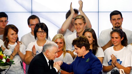 De store vindere ved søndagens valg i Polen blev partileder for Lov & Retfærdighed, Jaroslaw Kaczynski, og hans udvalgte premierministerkandidat, Beata Szydlo.