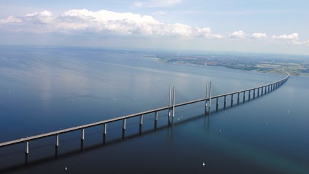 En ny øresundsforbindelse vil også kunne lette presset på Øresundsbroens togtrafik.