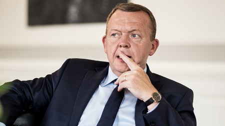 Lars Løkke Rasmussen (V) fik som sundhedsminister vedtaget lovgivningen bag specialeplanen, som er blevet rost internationalt. Men I januar 2015 talte han for, at Sundhedsstyrelsen skulle have færre beføjelser på området. 