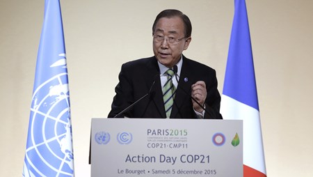 FN's generalsekretær, Ban Ki-moon, taler til COP21 i Paris. 