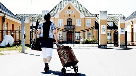 Sandholmlejren er stadig omdrejningspunktet for mange asylansøgere, der kun er vokset i antal siden efteråret.