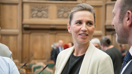 Elberth: Skal Mette Frederiksen på Twitter?