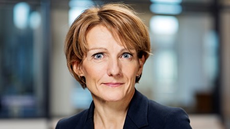 Der er behov for mere smidige måder at matche flygtningene og virksomhederne på, hvis de to parter skal kunne nå hinanden, skriver Dansk Flygtningehjælps integrationsdirektør, Anette Christoffersen.