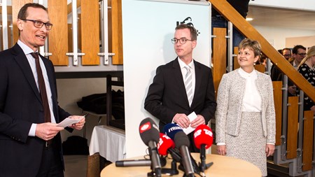 Departementschef i Miljø- og Fødevareministeriet Henrik Studsgaard holder tale ved overdragelsen i ministeriet, hvor Esben Lunde Larsen overtager ministerposten efter Eva Kjer Hansen. 