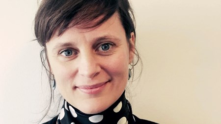 Som den øverst ansvarlige for hjemløsområdet bør social- og indenrigsminister Karen Ellemann (V) tage stilling til fem helt centrale spørgsmål. Det mener WeShelters sekretariatsleder, Gitte Frydensbjerg.