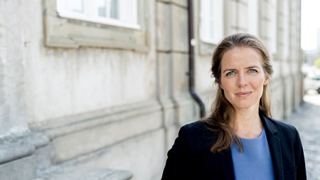 Det skal være slut med ukritisk at optage unge på gymnasiet uden at skele til deres faglige niveau, mener undervisningsminister Ellen Trane Nørby.