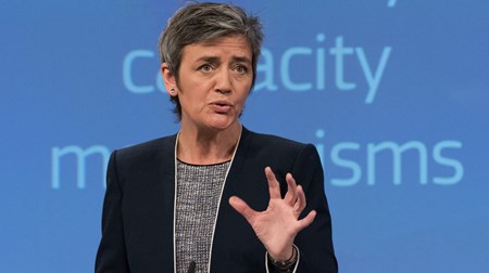 Det er anden gang, at Margrethe Vestager som EU's konkurrencekommissær lægger sig ud med Google.