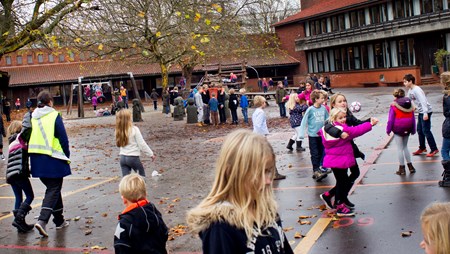 Ifølge Red Barnet har hver tredje skole har ikke et værdiregelsæt og en antimobbestrategi.