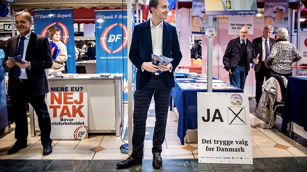 V kræver svar fra DF: I kører zig zag-kurs om EU