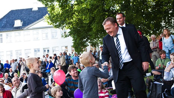 Sidste gang, Lars Løkke Rasmussen holdt sankthansaften på Marienborg, var i 2011, da han sidst var statsminister. I år gentager han traditionen.