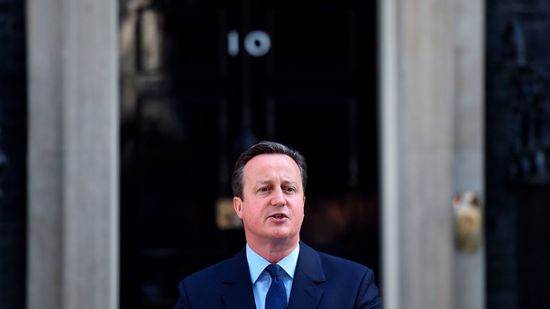 Cameron holdt fredag morgen pressemøde i London, hvor han meddelte, at han træder tilbage. 