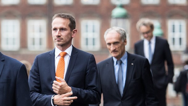 Udenrigsminister Kristian Jensen (V) og kulturminister Bertel Haarder (V) er begge tilhængere af at bruge kultur til at skabe udvikling, men regeringen prioriterer ikke indsatsen i sit udkast til en udviklingspolitisk strategi.