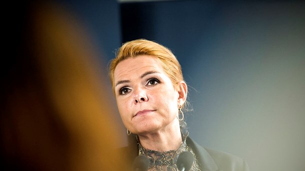 Boligminister Inger Støjberg (V) har tidligere meldt ud, at hun gerne vil se på tilbudspligten i lejeloven. Nu vil Enhedslisten presse ministeren til at gribe ind allerede i år. 