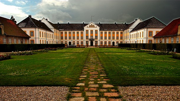 At ombygge det fredede Augustenborg Slot er et kæmpe projekt.