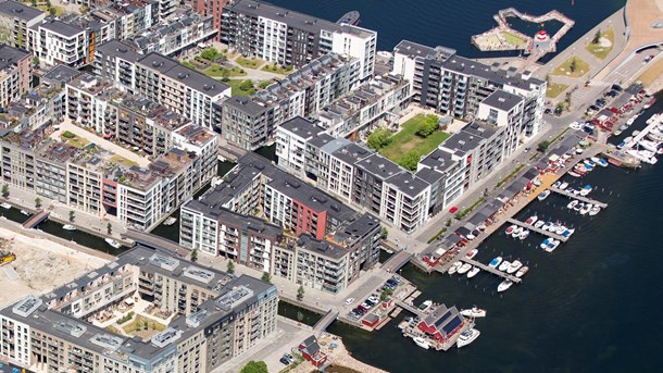 Hvis man ville skrives op til alle almene boliger i Københavns Kommune,
 så skulle man hvert år betale gebyrer for mere end 2.800 kroner. Det 
viser en ny opgørelse, Altinget har lavet. 