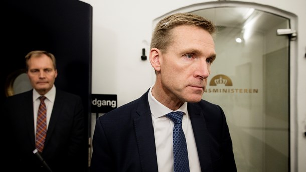 Det politiske stormvejr over Dansk Folkeparti viser sig også i meningsmålingerne.