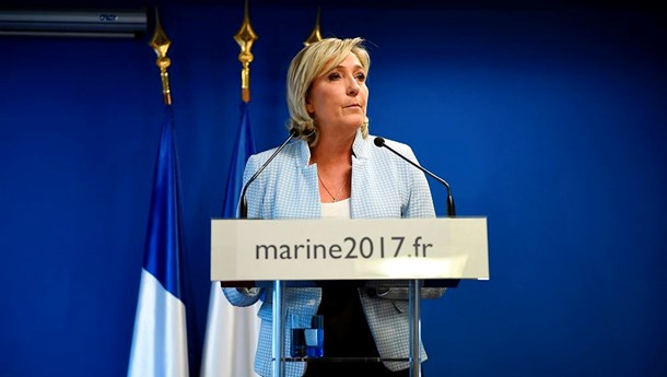 Marine Le Pen fra franske Front National er en af de få politikere i Europa, der onsdag morgen vågnede op til en glædelig overraskelse ved valget af Donald Trump som USA's næste præsident.