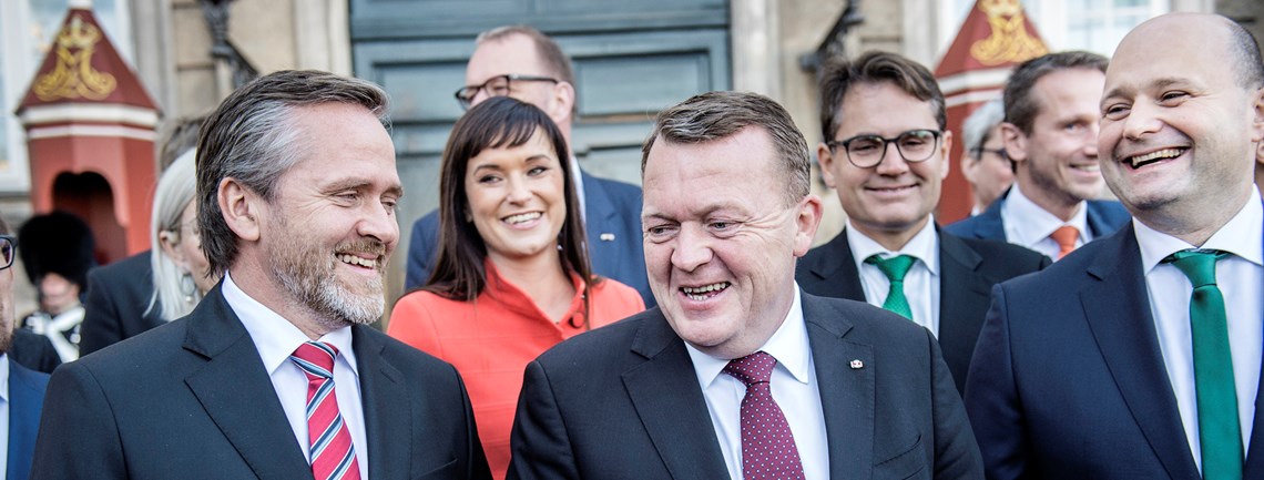 Mon trekløverregeringen kan fungere på trods af DF og Socialdemokratiets gryende fantom-alliance?